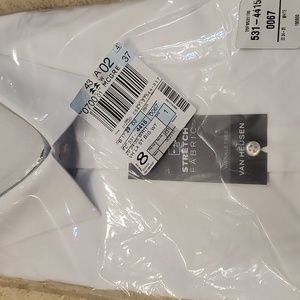 Mens Van Heusen stretch Lux Sateen. Size 20-34-35